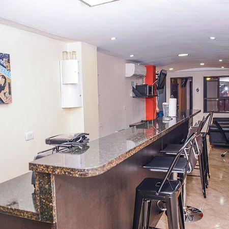 Calle 8 Suites Medellin Ngoại thất bức ảnh