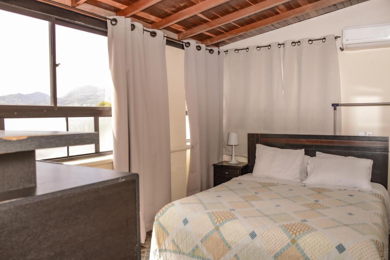 Calle 8 Suites Medellin Ngoại thất bức ảnh