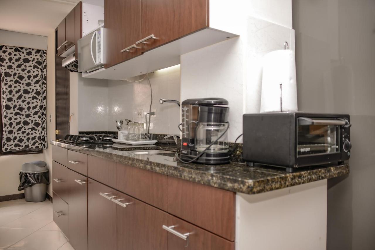 Calle 8 Suites Medellin Ngoại thất bức ảnh