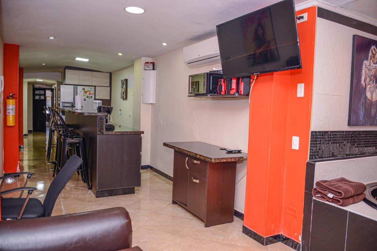 Calle 8 Suites Medellin Ngoại thất bức ảnh
