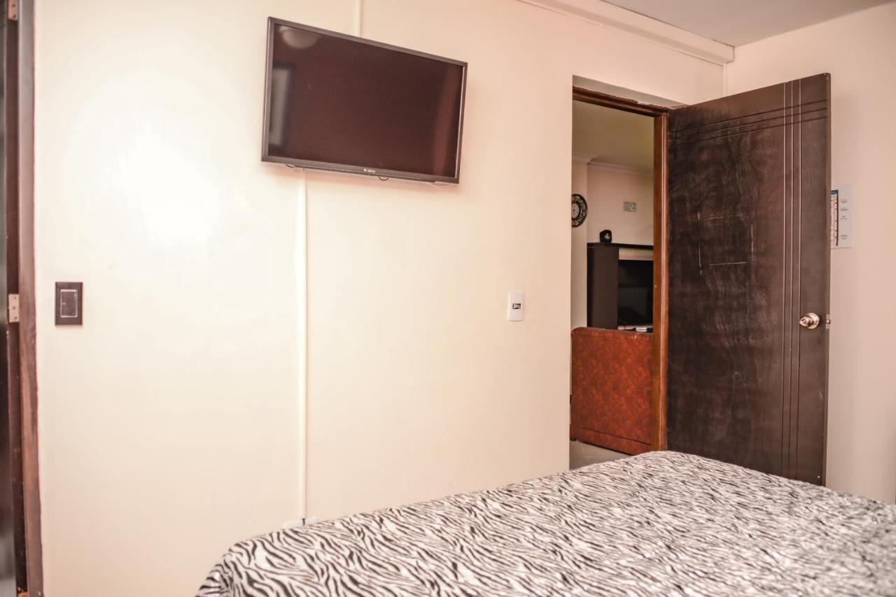 Calle 8 Suites Medellin Ngoại thất bức ảnh