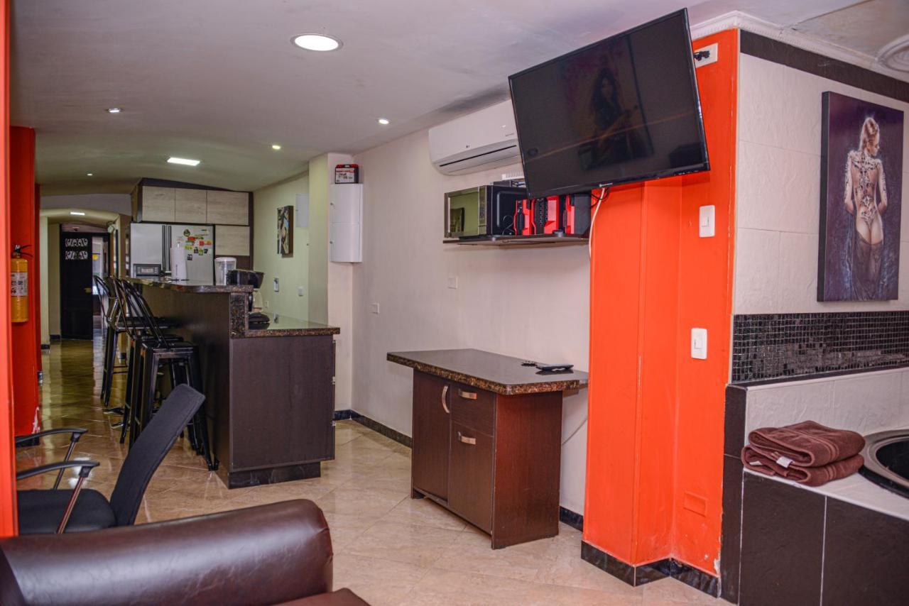 Calle 8 Suites Medellin Ngoại thất bức ảnh