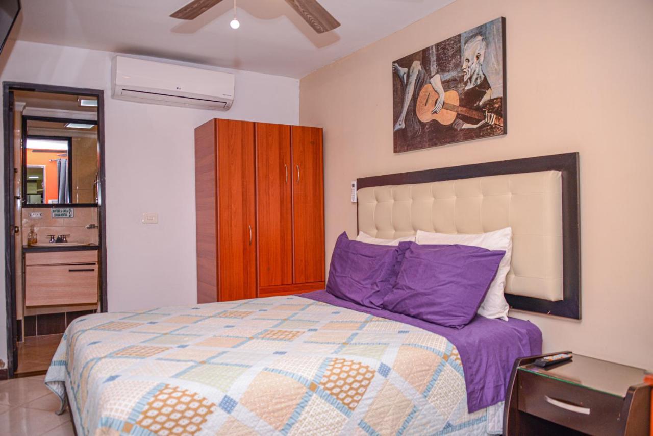Calle 8 Suites Medellin Ngoại thất bức ảnh